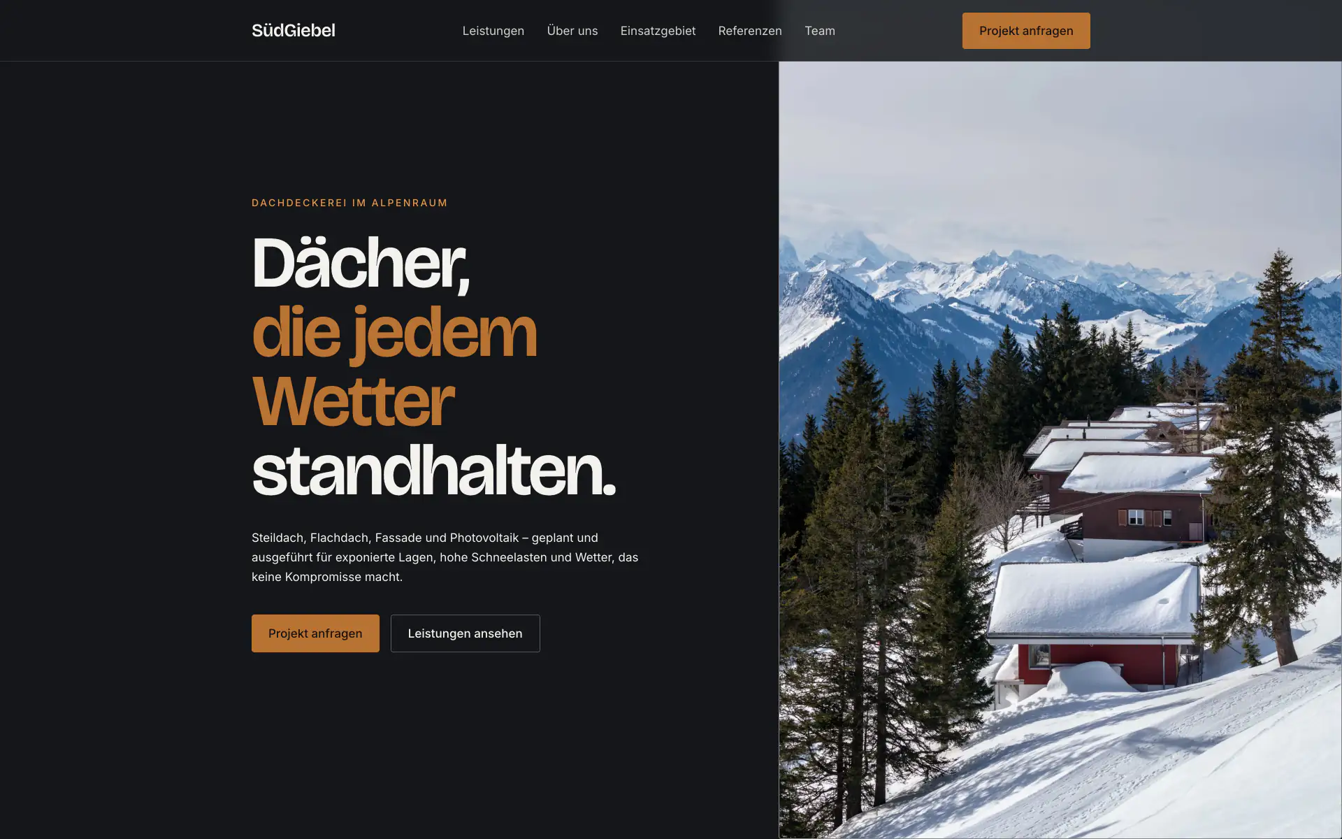 Startseite der Website SüdGiebel mit typografischem Hero-Text auf dunklem Grund